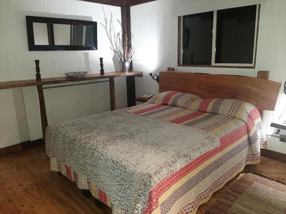 Hostal La Minga ไชเต็น ภายนอก รูปภาพ